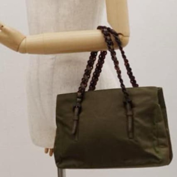 Prada bag - Picture 1 of 7